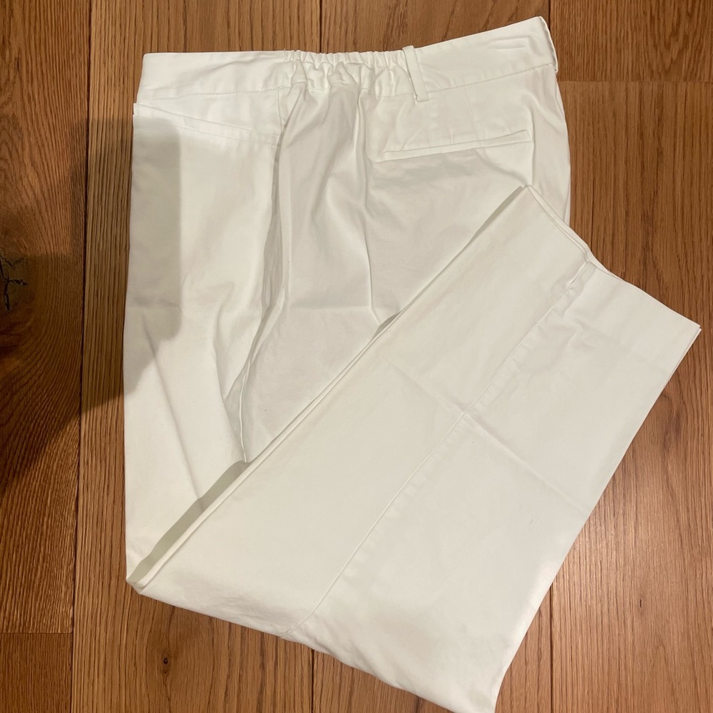 Talbots 18W Cotton (2% Spandex) khaki pants. Excellent condition, like new!